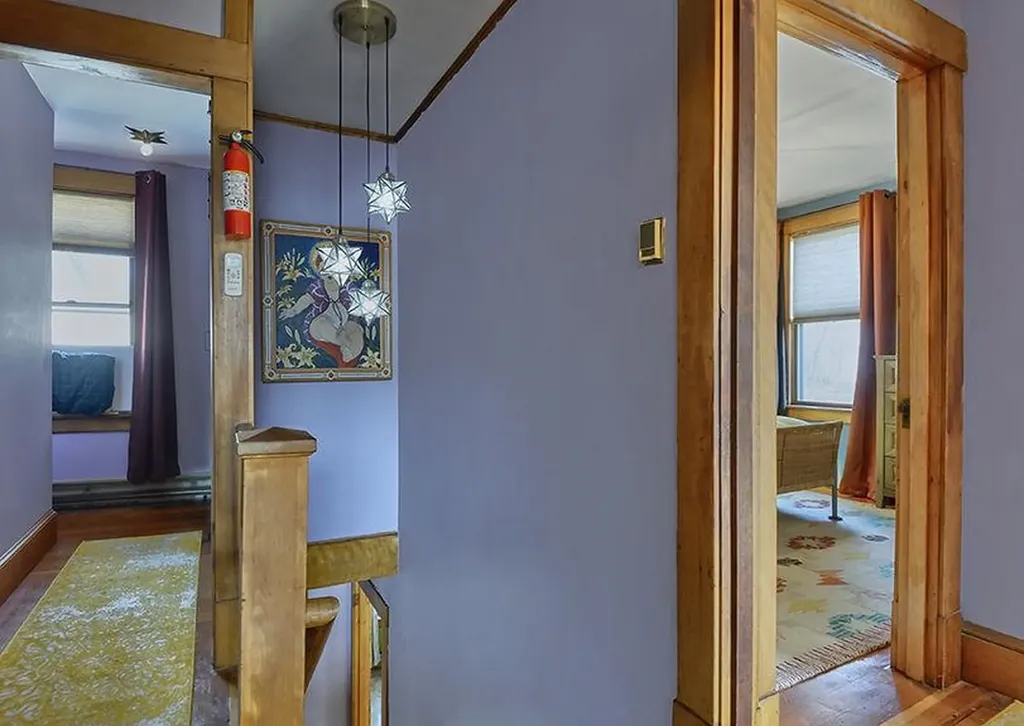 16 Willow Street Brattleboro VT 05301
