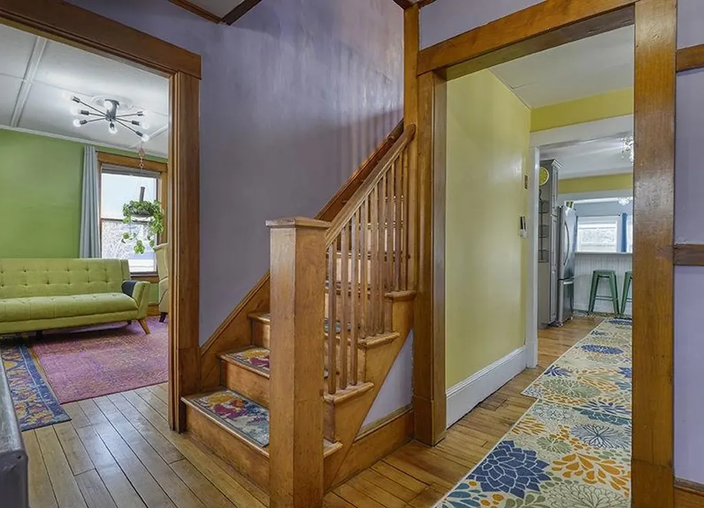 16 Willow Street Brattleboro VT 05301