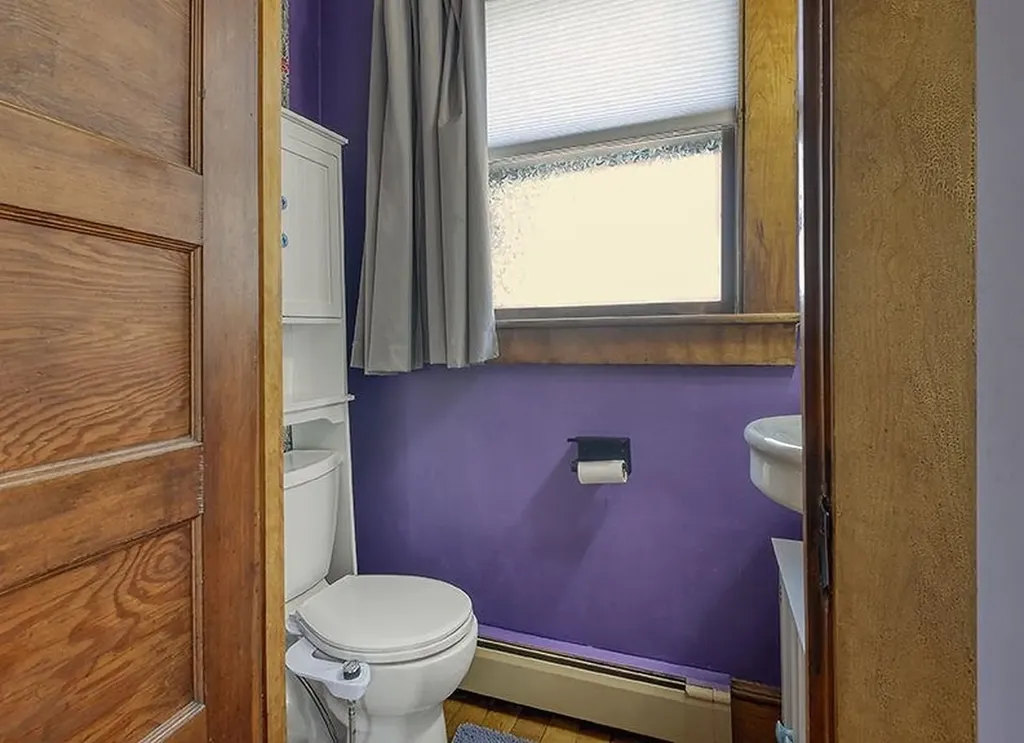 16 Willow Street Brattleboro VT 05301