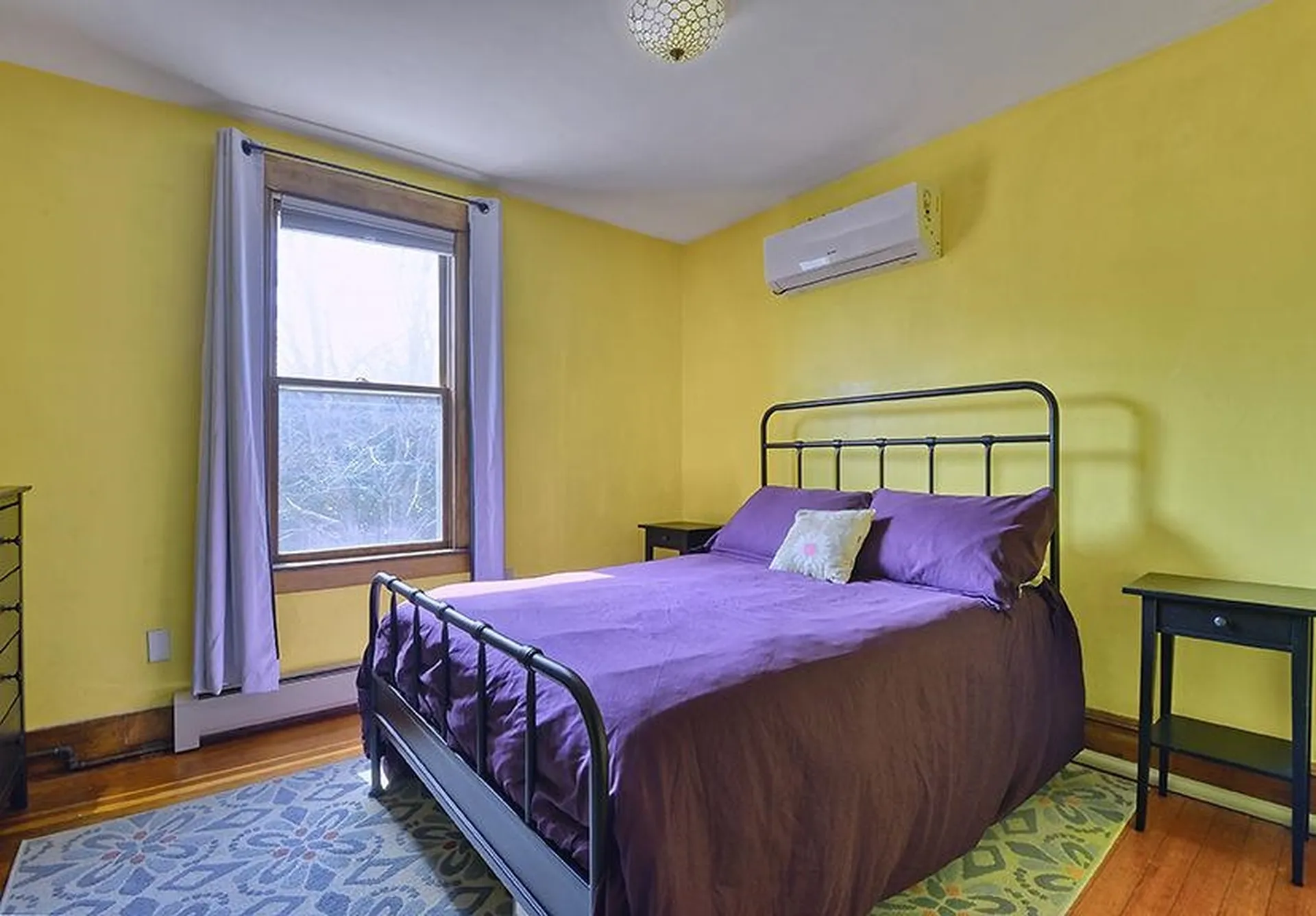 16 Willow Street Brattleboro VT 05301