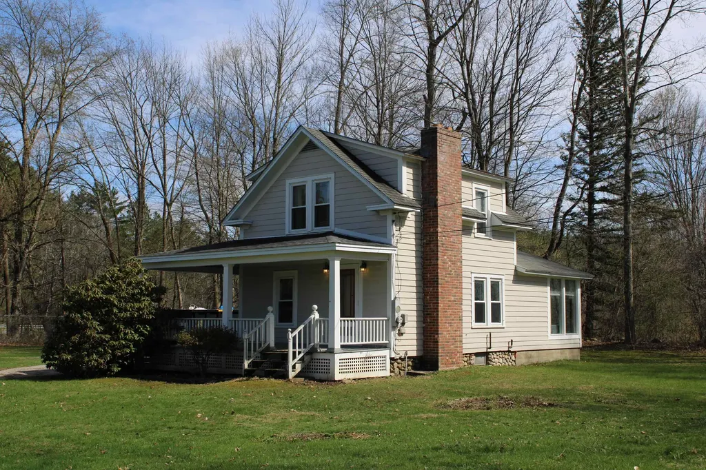 43 Middle Road Clarendon VT 05759
