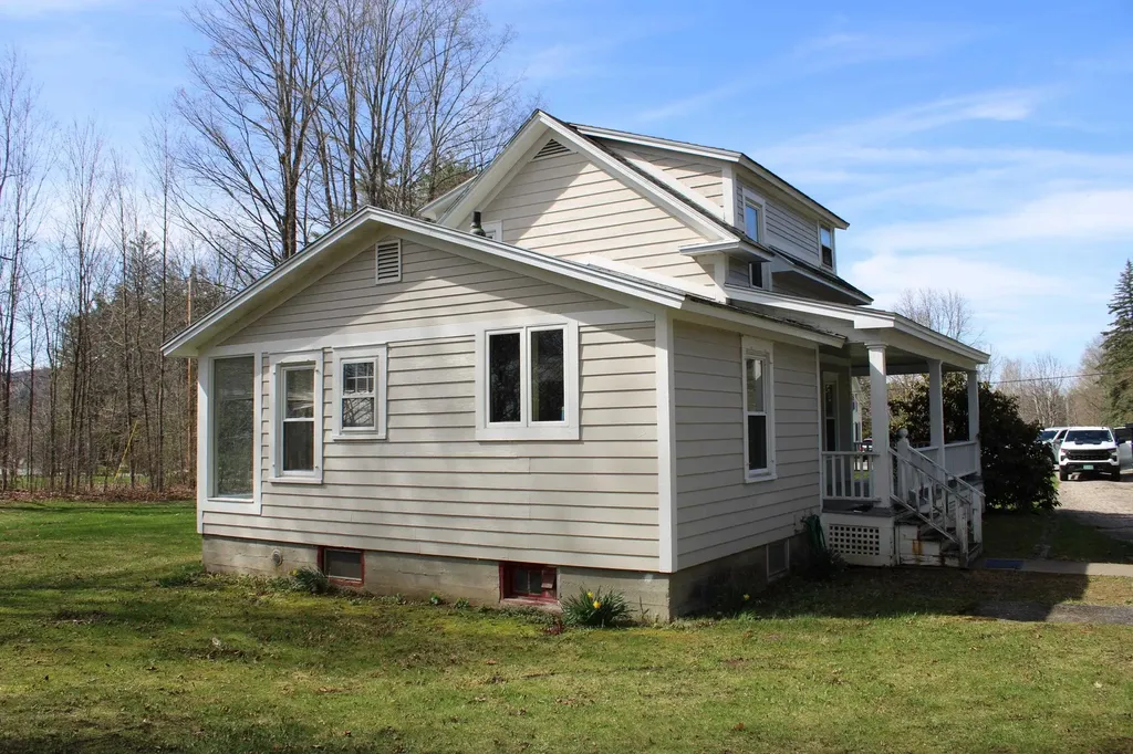 43 Middle Road Clarendon VT 05759