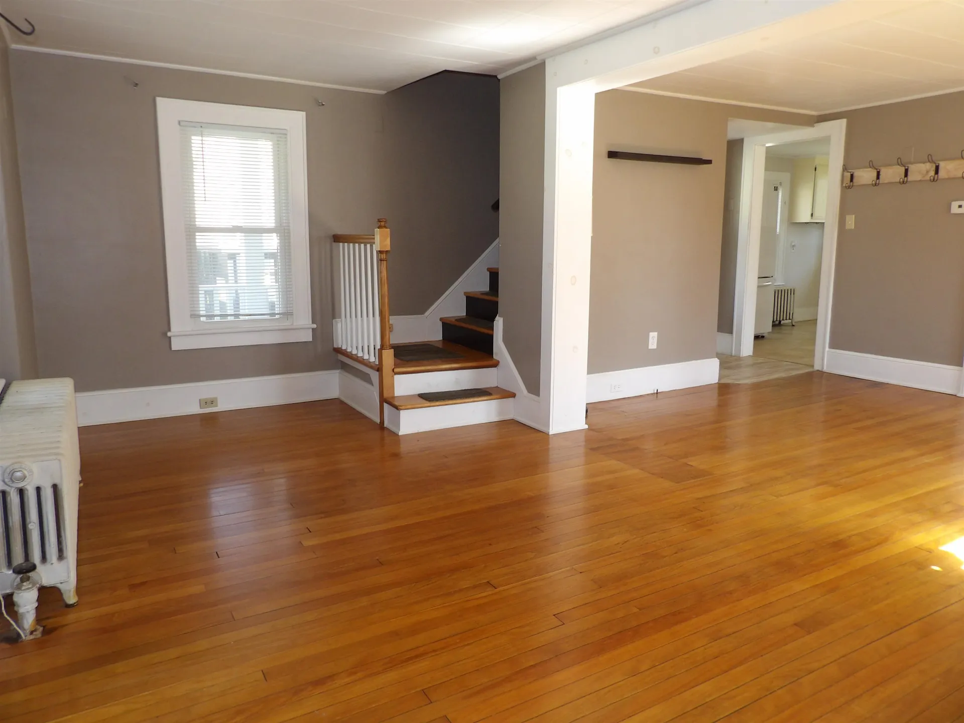 43 Middle Road Clarendon VT 05759