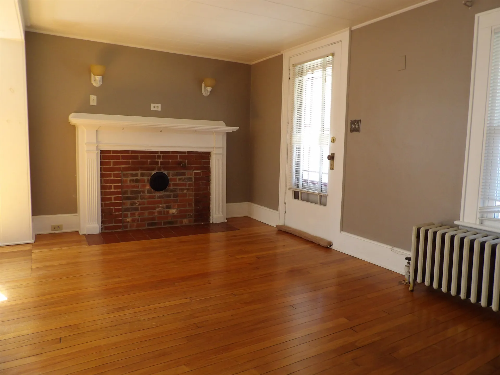 43 Middle Road Clarendon VT 05759