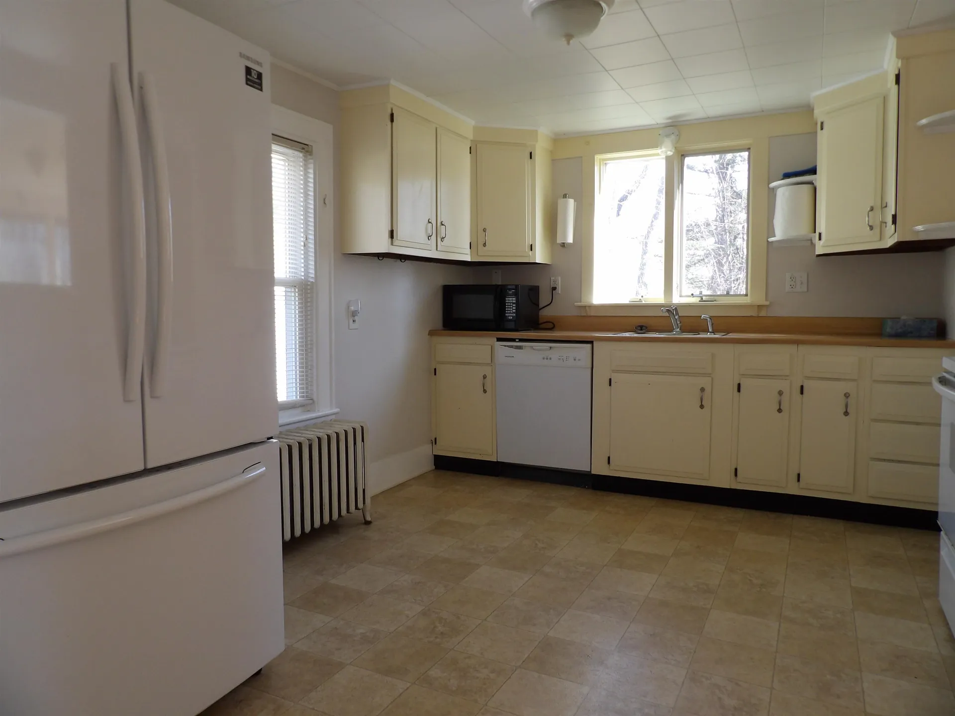 43 Middle Road Clarendon VT 05759