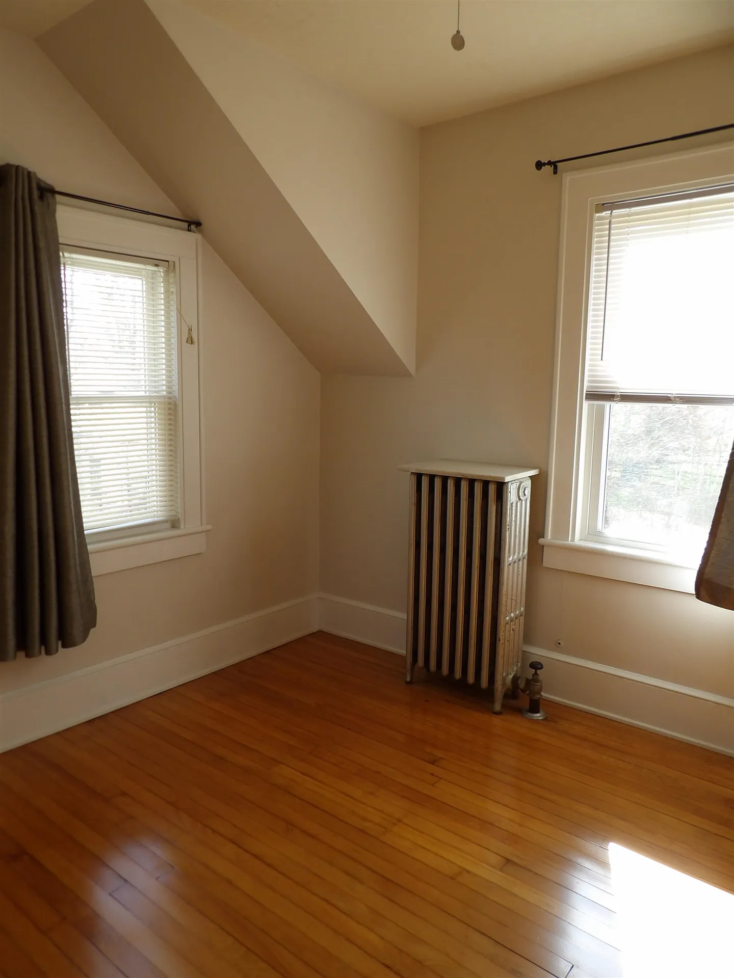 43 Middle Road Clarendon VT 05759