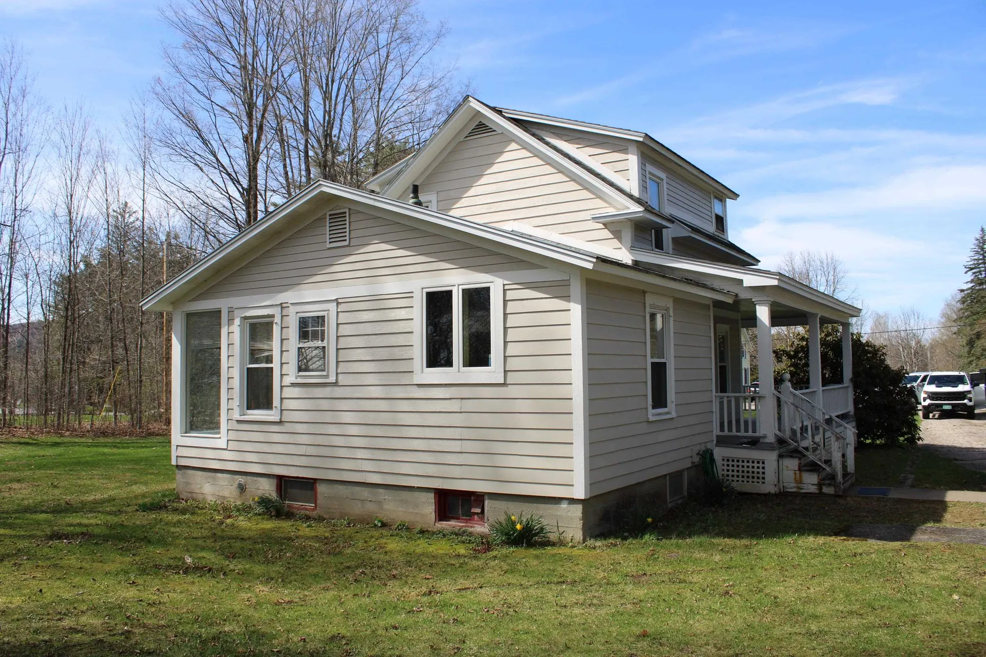 43 Middle Road Clarendon VT 05759