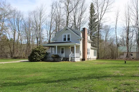43 Middle Road Clarendon VT 05759