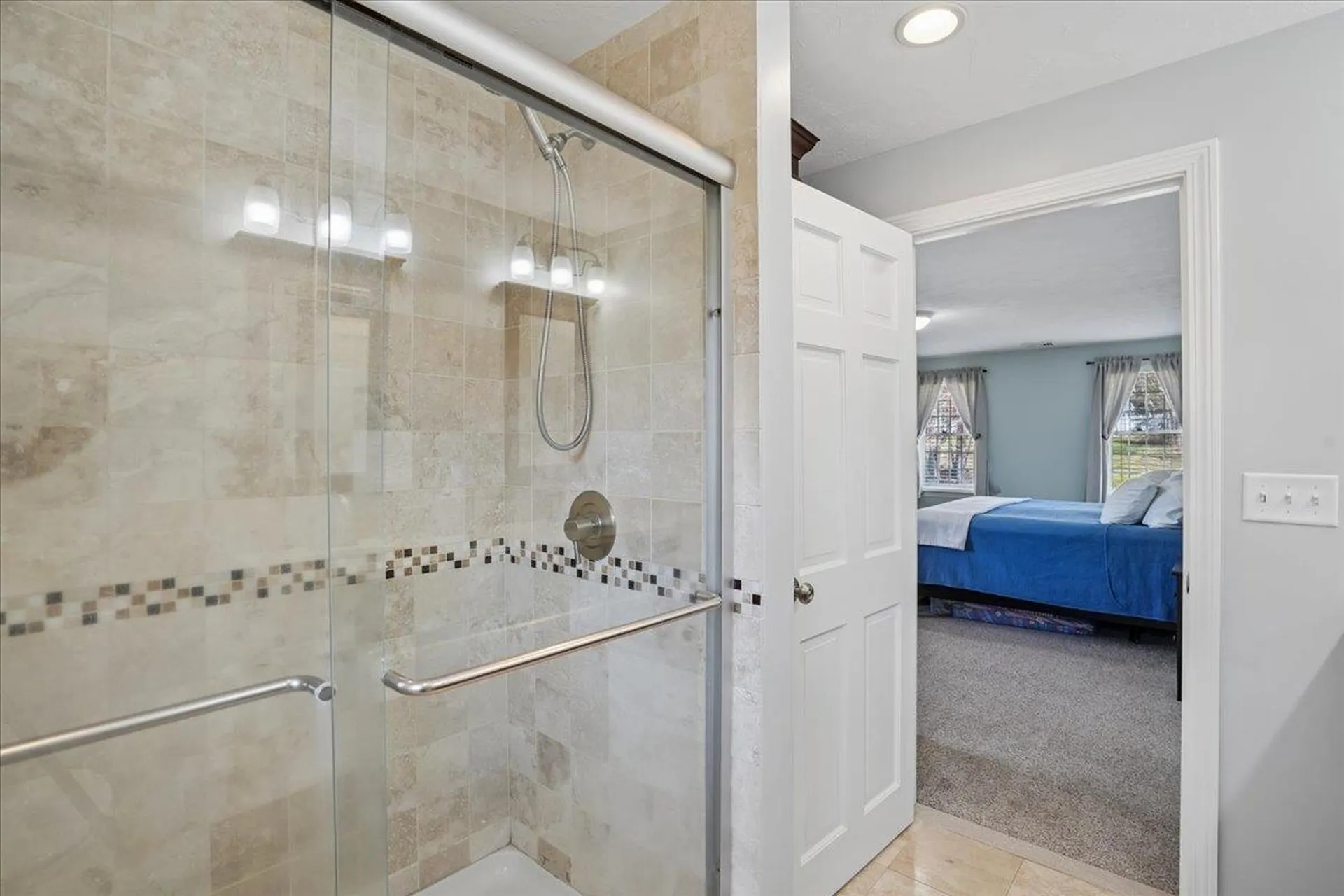 5 Nutfield Drive Londonderry NH 03053
