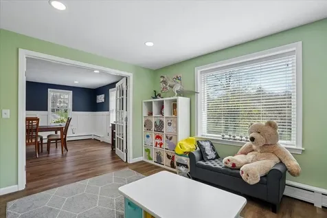 5 Nutfield Drive Londonderry NH 03053