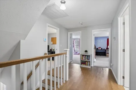 5 Nutfield Drive Londonderry NH 03053