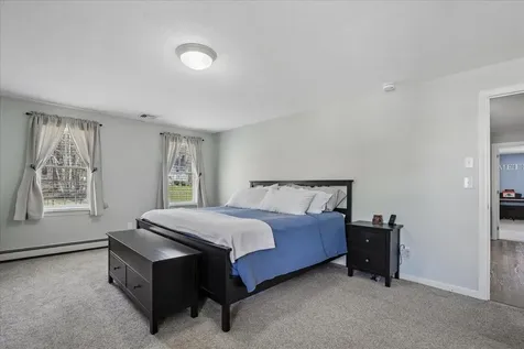 5 Nutfield Drive Londonderry NH 03053
