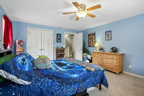 5 Nutfield Drive Londonderry NH 03053
