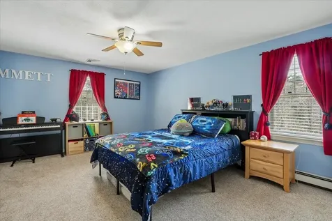 5 Nutfield Drive Londonderry NH 03053
