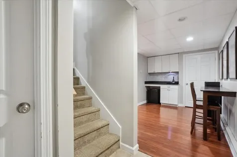 5 Nutfield Drive Londonderry NH 03053