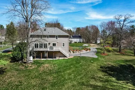 5 Nutfield Drive Londonderry NH 03053