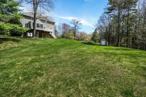 5 Nutfield Drive Londonderry NH 03053