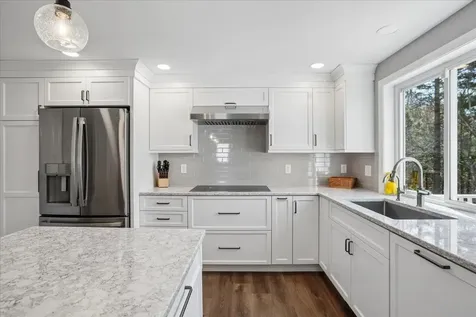 5 Nutfield Drive Londonderry NH 03053