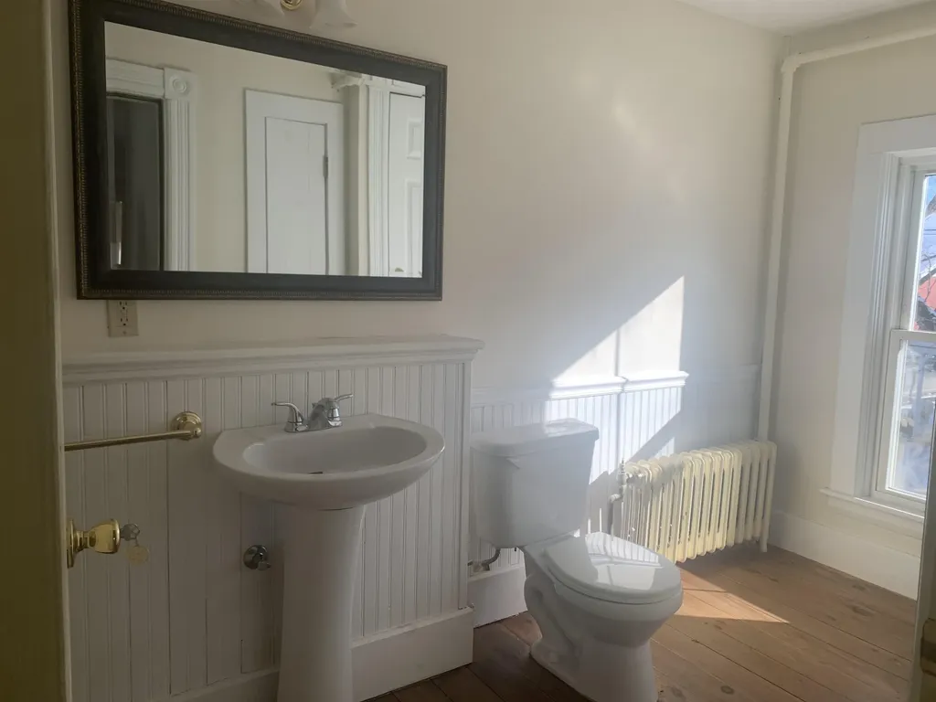 235 Main Street Poultney VT 05764