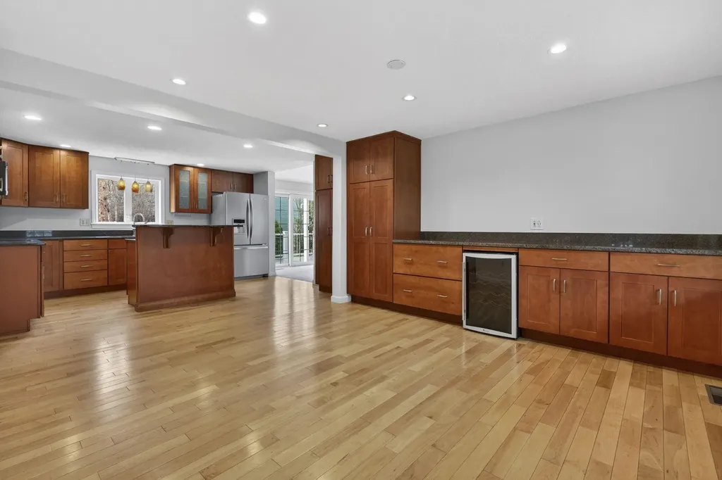 2 Windsor Drive Litchfield NH 03052