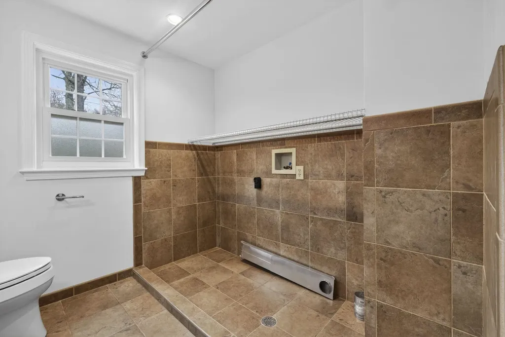 2 Windsor Drive Litchfield NH 03052
