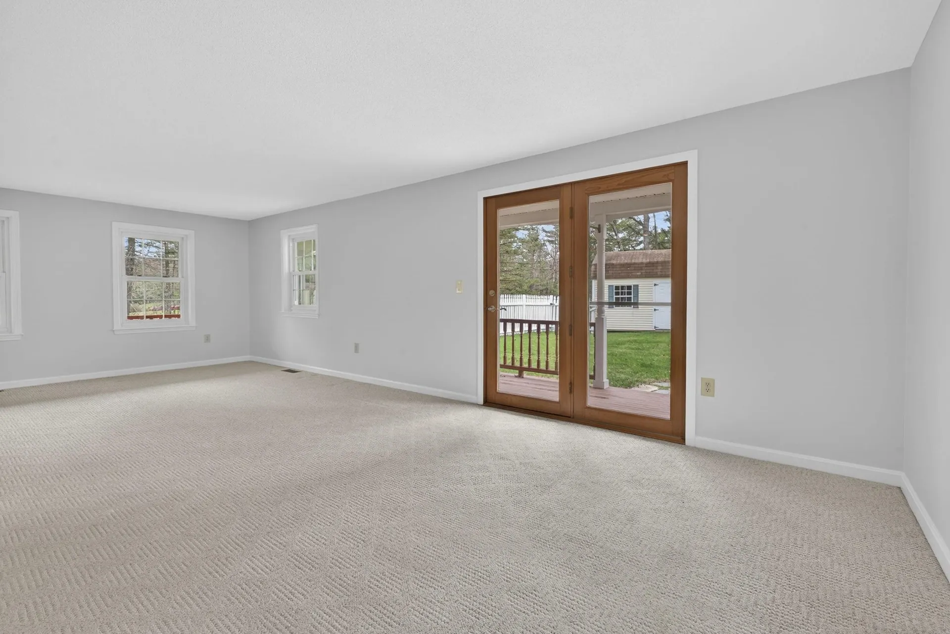 2 Windsor Drive Litchfield NH 03052