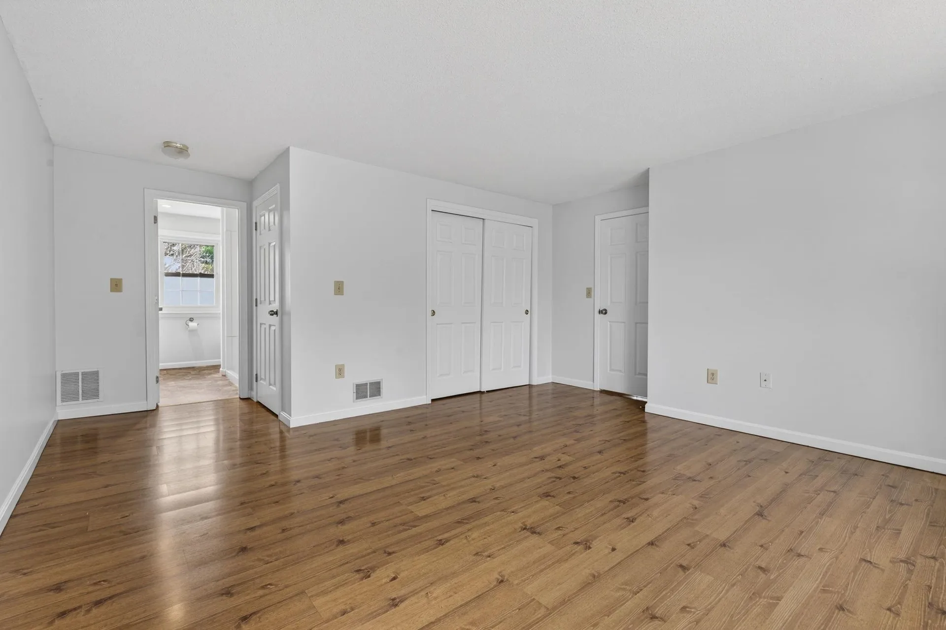 2 Windsor Drive Litchfield NH 03052