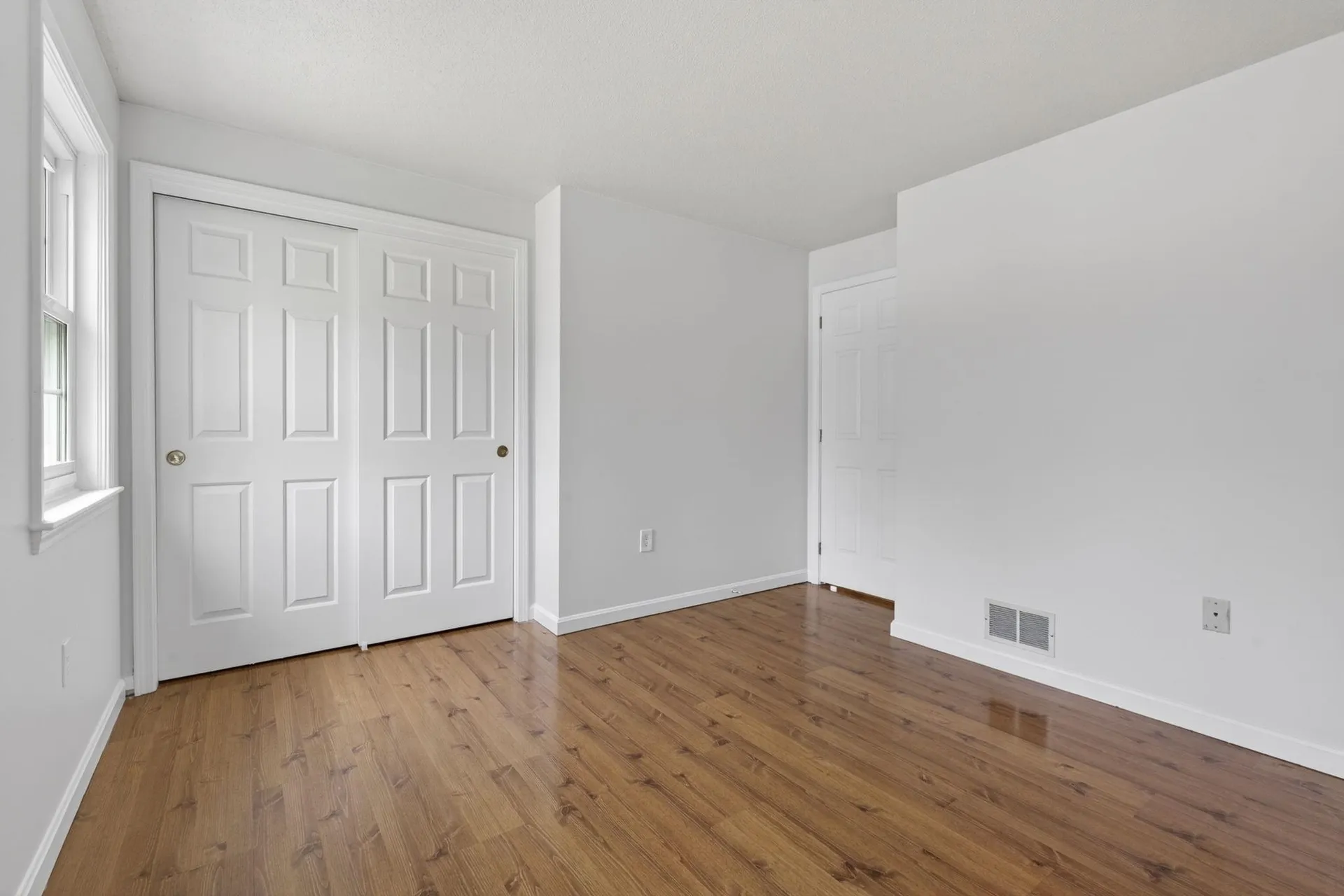 2 Windsor Drive Litchfield NH 03052