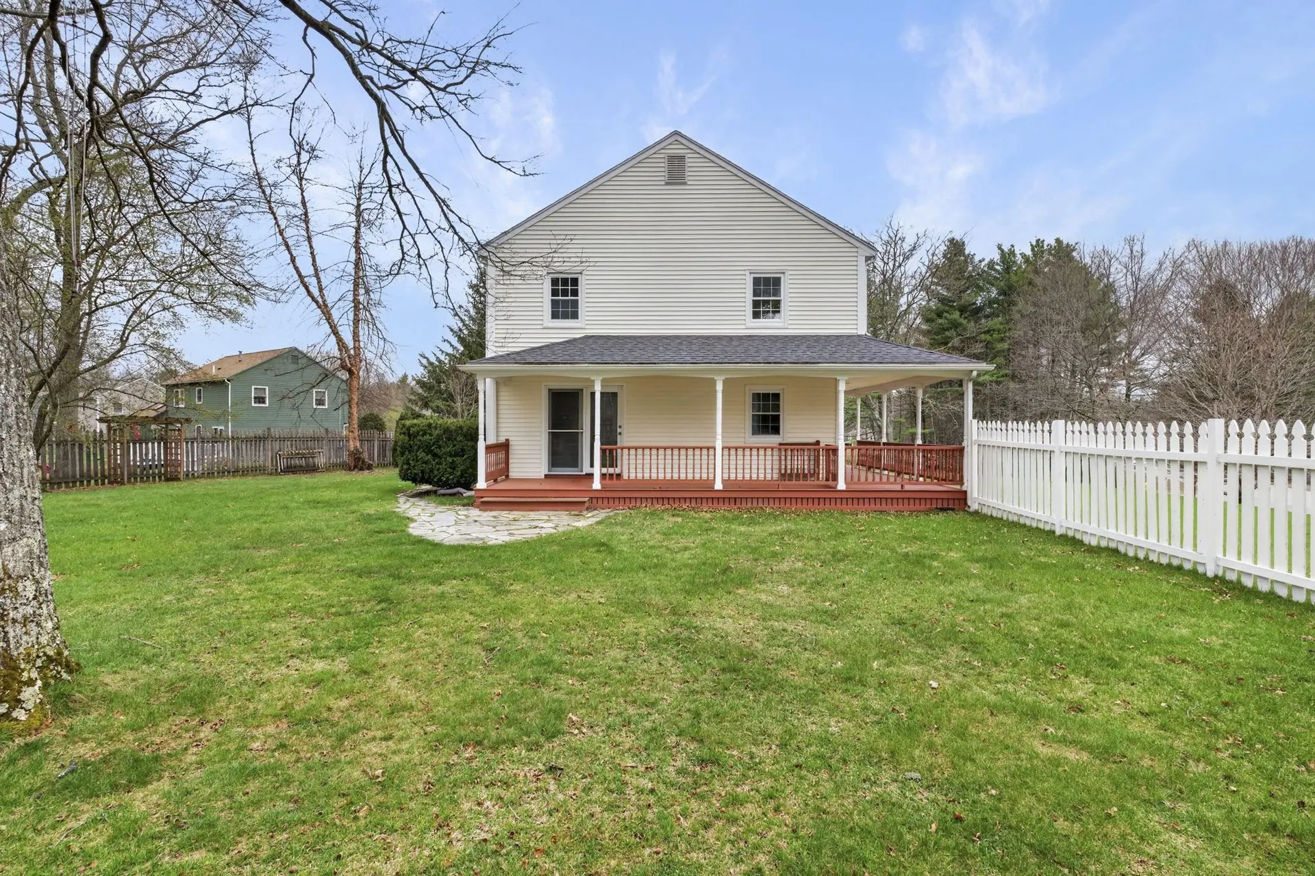 2 Windsor Drive Litchfield NH 03052