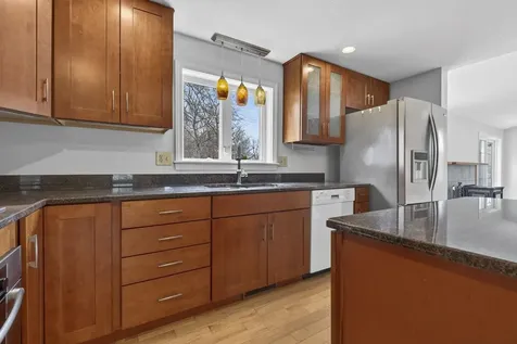 2 Windsor Drive Litchfield NH 03052
