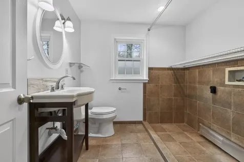 2 Windsor Drive Litchfield NH 03052