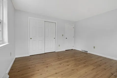 2 Windsor Drive Litchfield NH 03052
