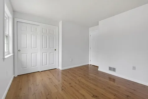 2 Windsor Drive Litchfield NH 03052