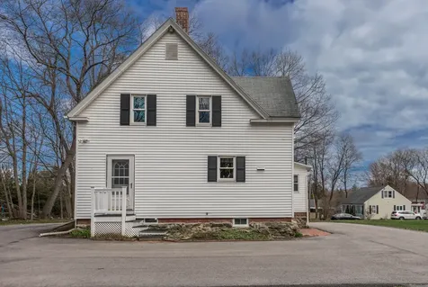 7 Daniel Street Somersworth NH 03878
