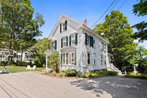 15 Highland Street Meredith NH 03253
