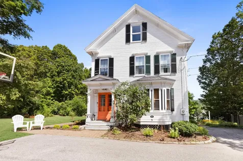 15 Highland Street Meredith NH 03253