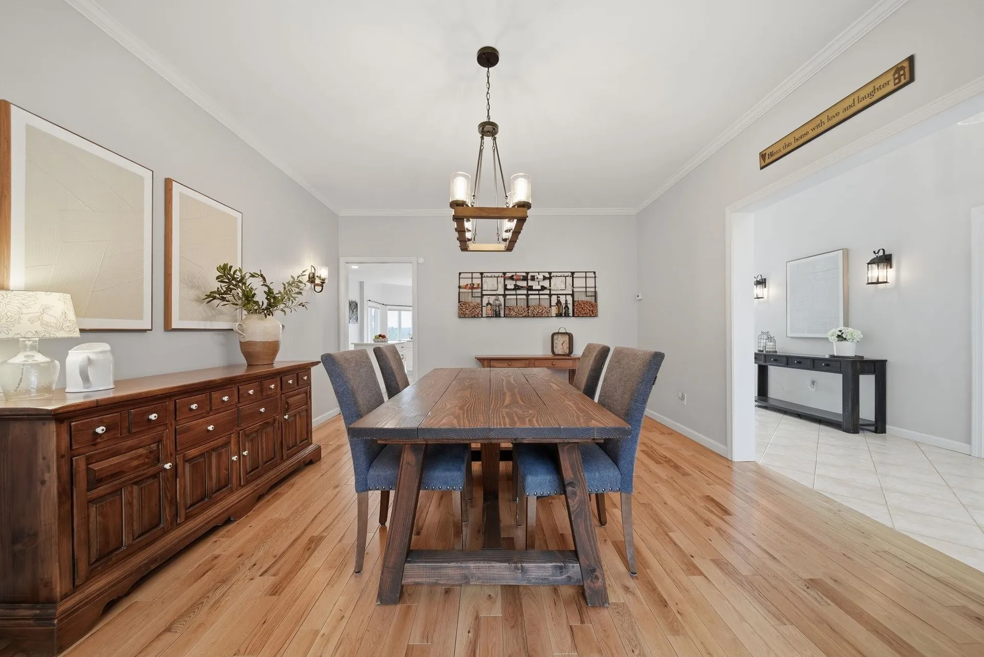 8 Ledgewood Drive Londonderry NH 03053