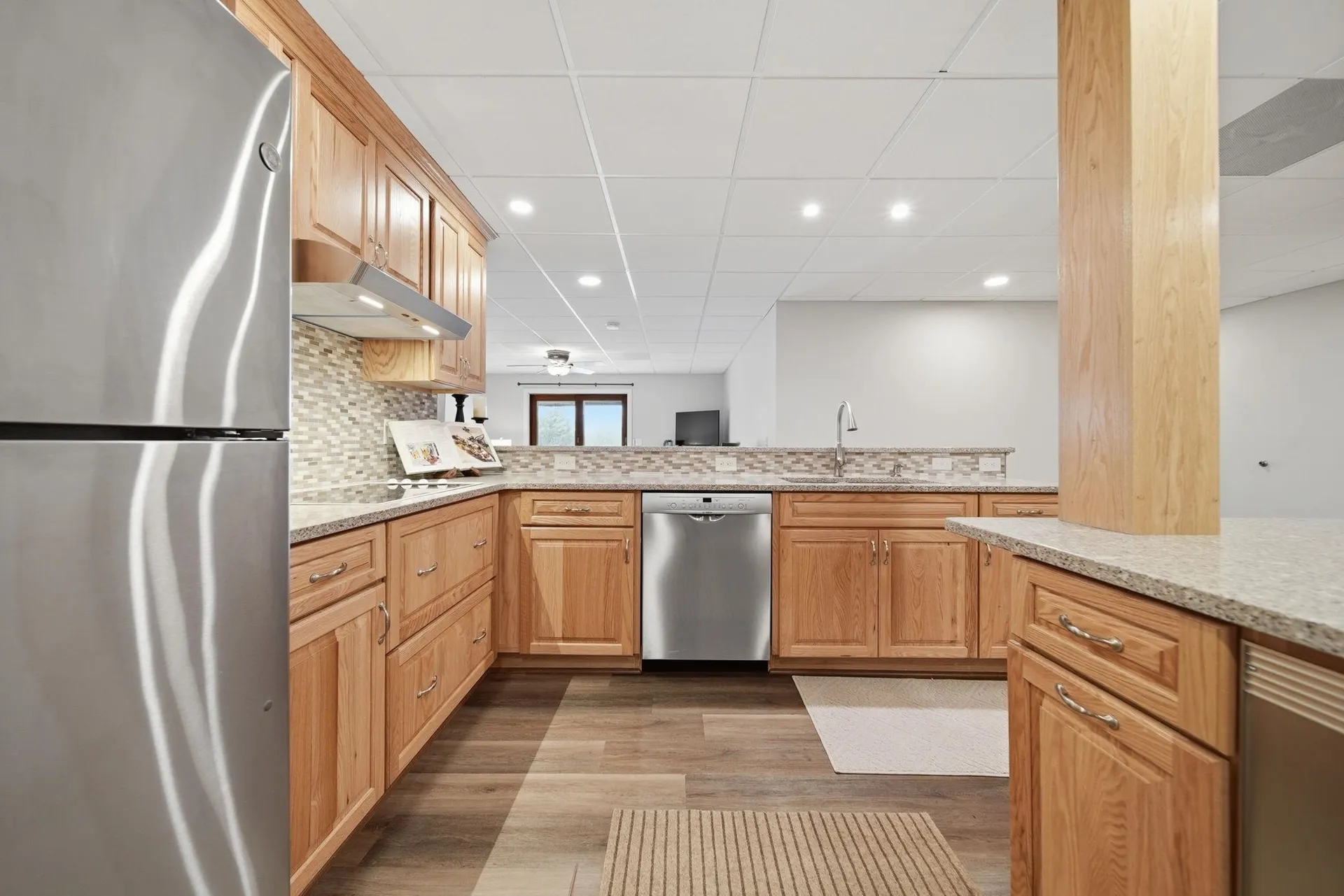 8 Ledgewood Drive Londonderry NH 03053