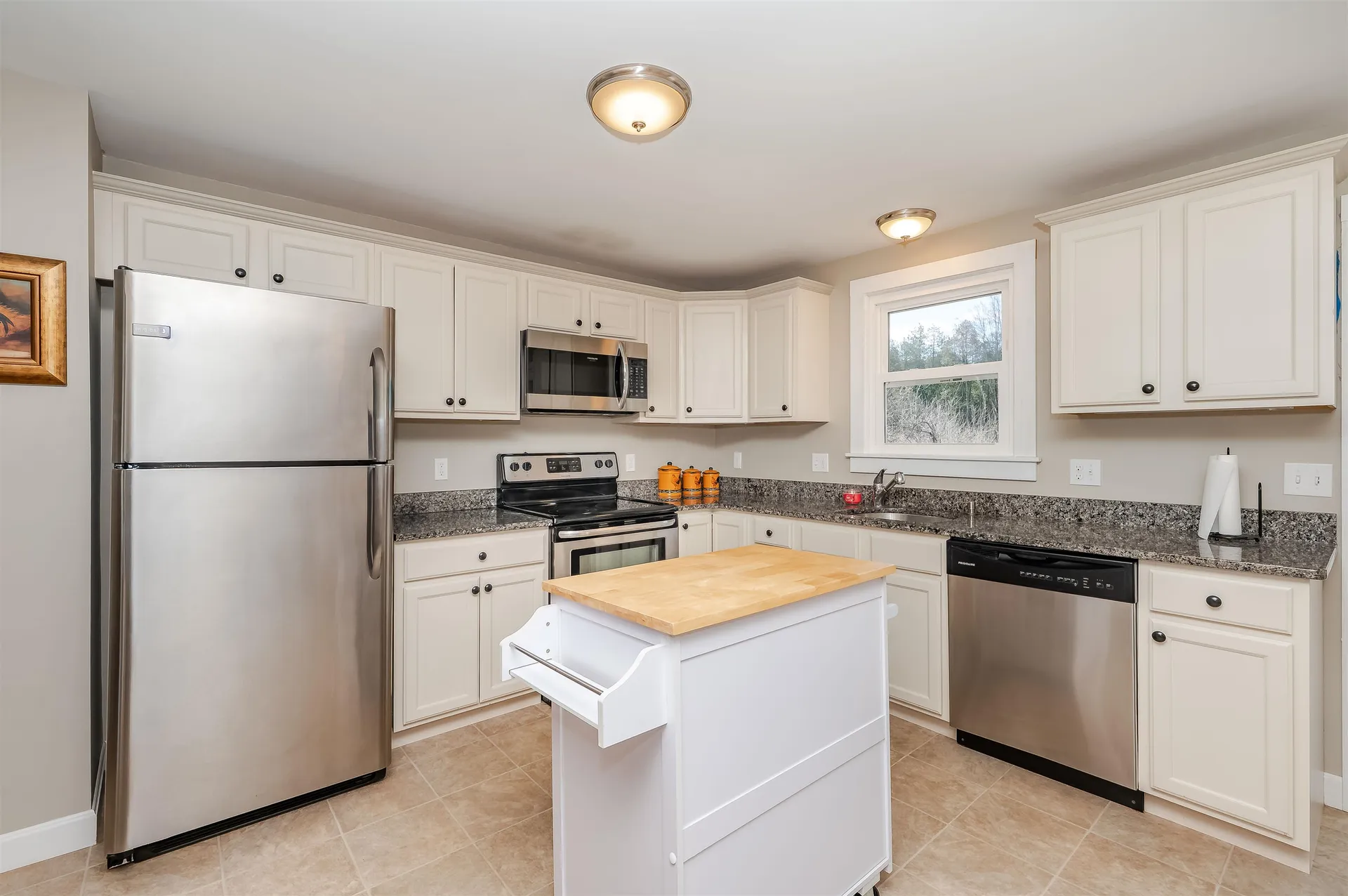 28 Midway Park Somersworth NH 03878