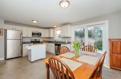 28 Midway Park Somersworth NH 03878