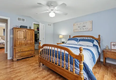 5 Madeleine Court Hudson NH 03051