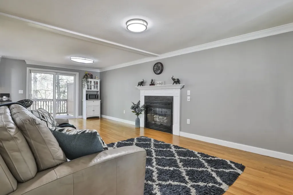 3 Katie Lane Nashua NH 03062-0000