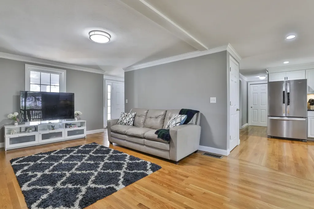 3 Katie Lane Nashua NH 03062-0000