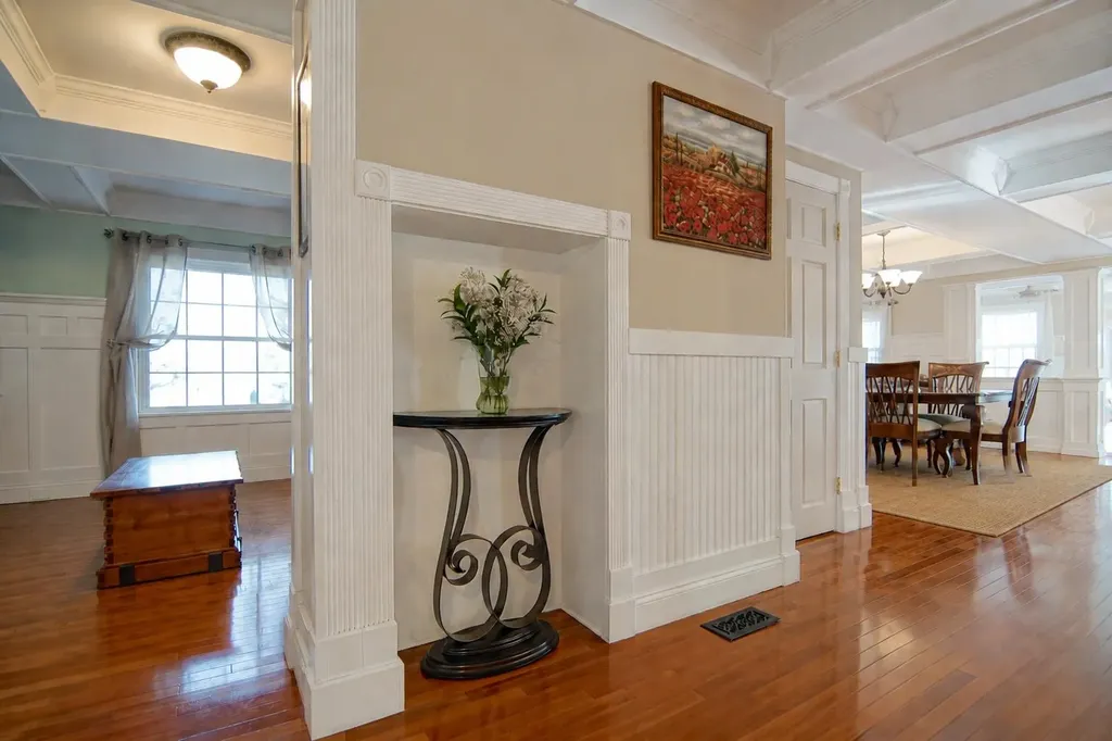 4 Spring Lane Eliot ME 03903