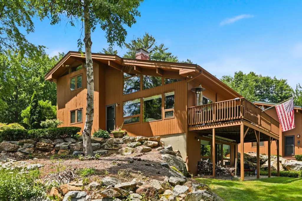 27 Fern Lane Laconia NH 03246