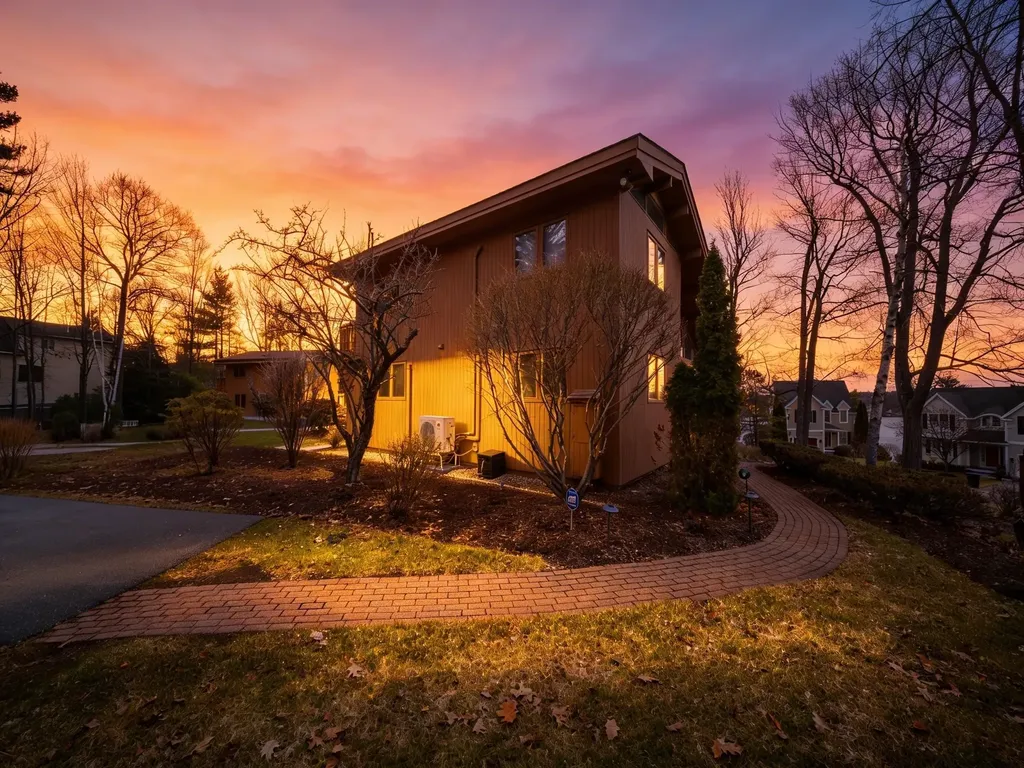 27 Fern Lane Laconia NH 03246