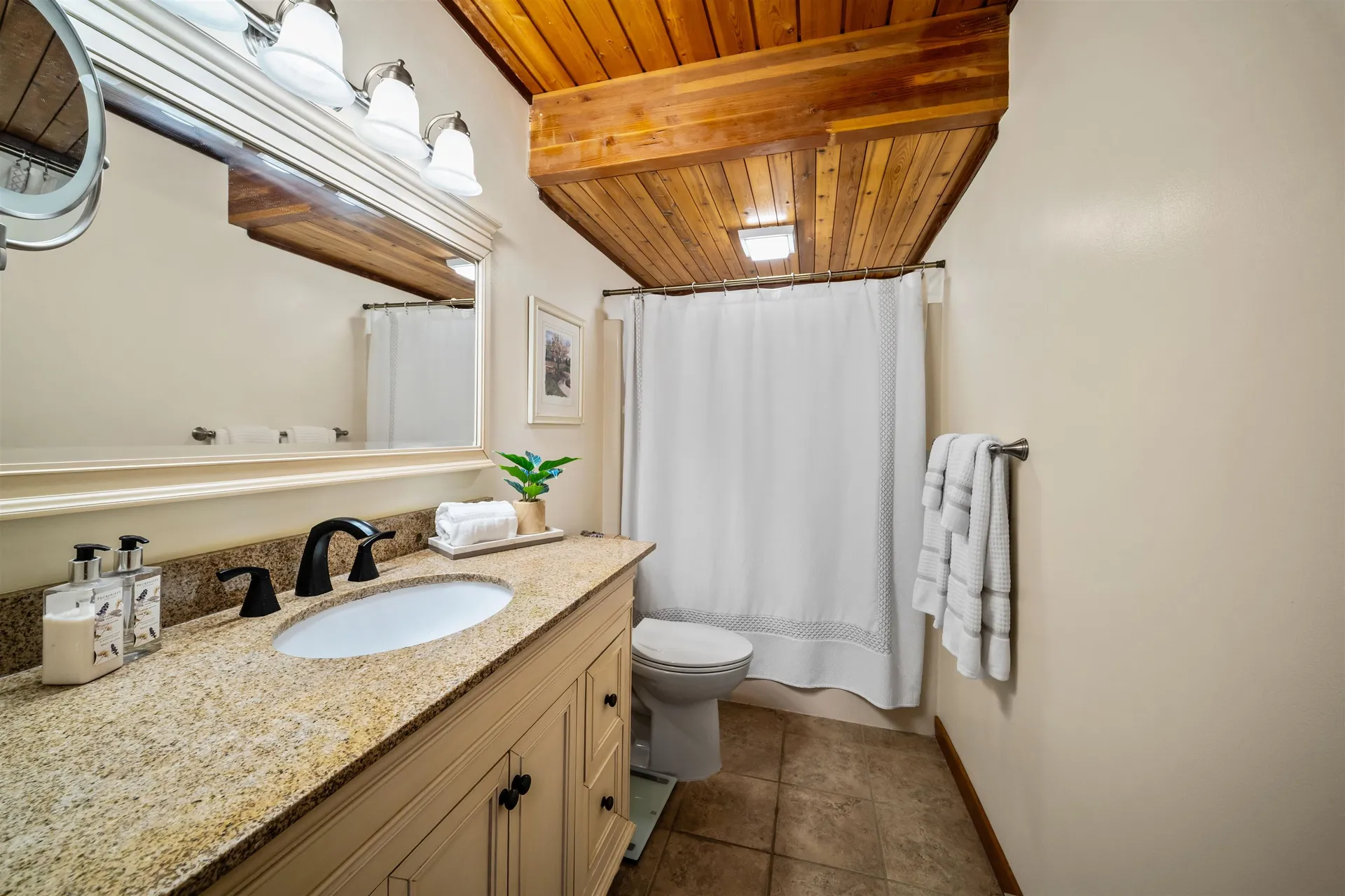 27 Fern Lane Laconia NH 03246