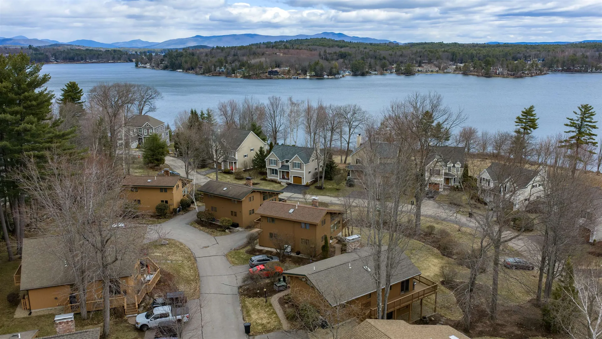 27 Fern Lane Laconia NH 03246