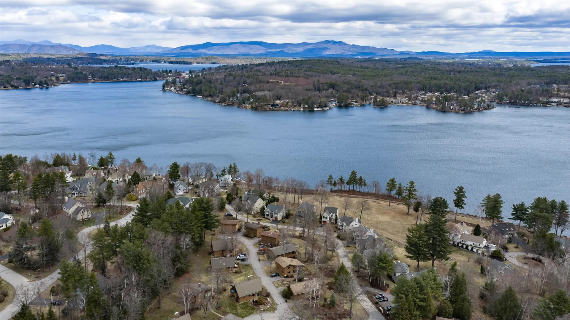 27 Fern Lane Laconia NH 03246