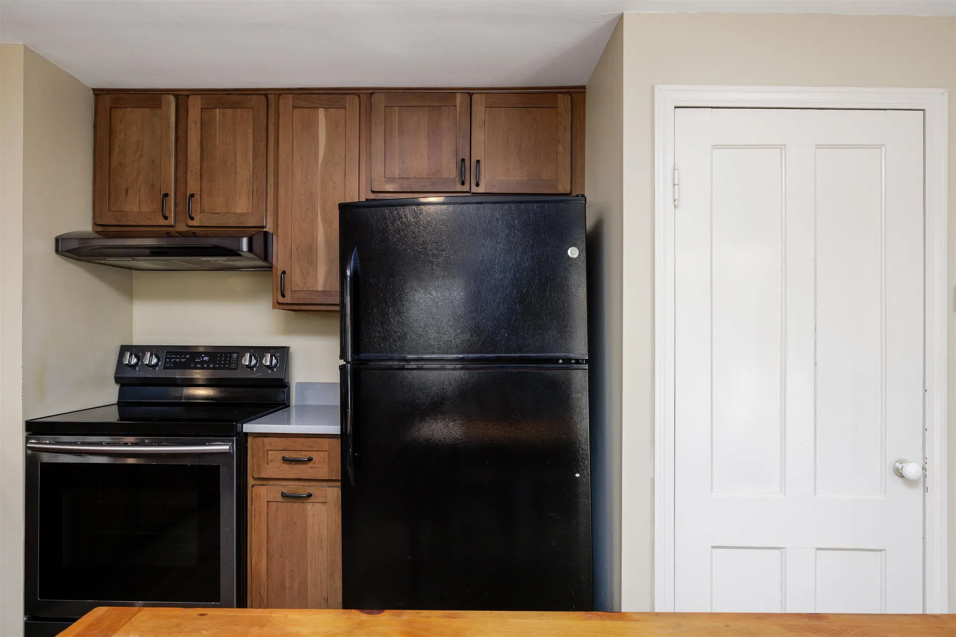 10 Shorewood Estates Road Unity NH 03773
